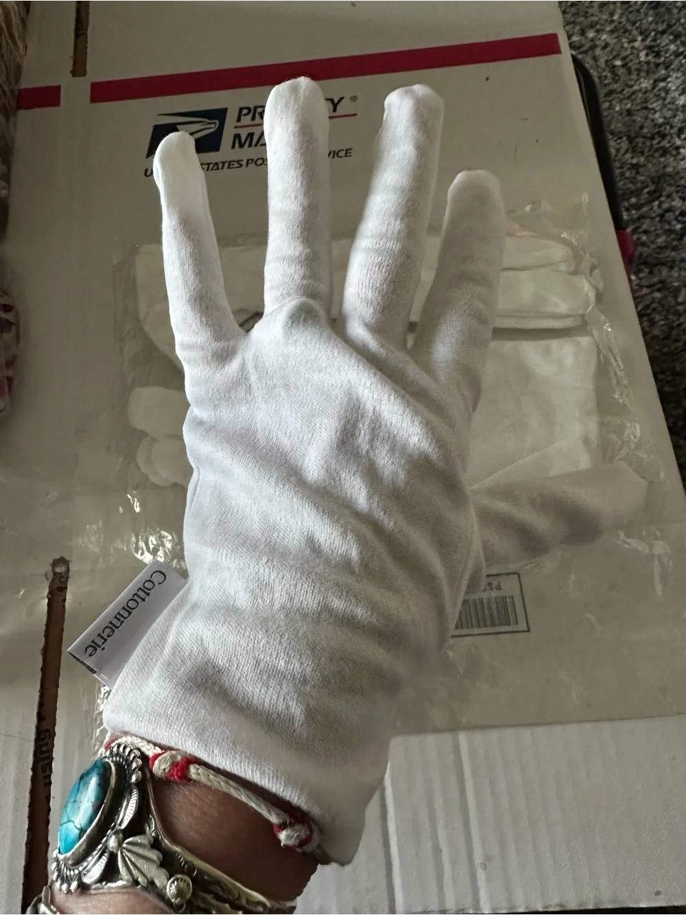 Cottonnerie Lot of three white glove never used still in package